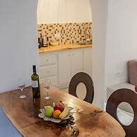 Sun Angelos Oia - Luxury Cave Suites