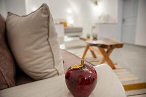 Sun Angelos Oia - Luxury Cave Suites