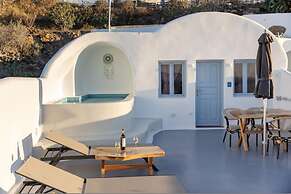 Sun Angelos Oia - Luxury Cave Suites