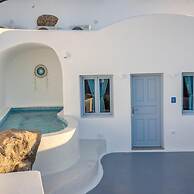 Sun Angelos Oia - Luxury Cave Suites