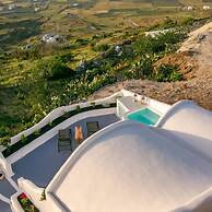 Sun Angelos Oia - Luxury Cave Suites
