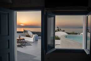 Sun Angelos Oia - Luxury Cave Suites