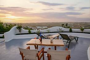 Sun Angelos Oia - Luxury Cave Suites