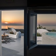 Sun Angelos Oia - Luxury Cave Suites