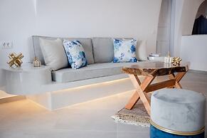 Sun Angelos Oia - Luxury Cave Suites