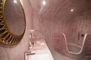 Sun Angelos Oia - Luxury Cave Suites