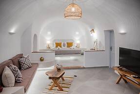 Sun Angelos Oia - Luxury Cave Suites