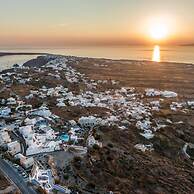 Sun Angelos Oia - Luxury Cave Suites