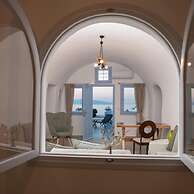 Sun Angelos Oia - Luxury Cave Suites