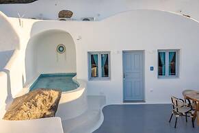Sun Angelos Oia - Luxury Cave Suites