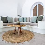 Sun Angelos Oia - Luxury Cave Suites