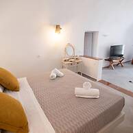 Sun Angelos Oia - Luxury Cave Suites