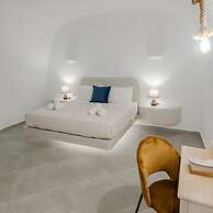 Sun Angelos Oia - Luxury Cave Suites