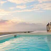 Sun Angelos Oia - Luxury Cave Suites