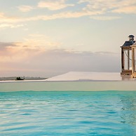 Sun Angelos Oia - Luxury Cave Suites