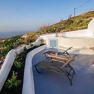 Sun Angelos Oia - Luxury Cave Suites