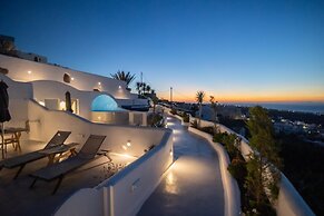 Sun Angelos Oia - Luxury Cave Suites
