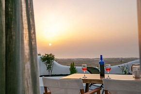 Sun Angelos Oia - Luxury Cave Suites