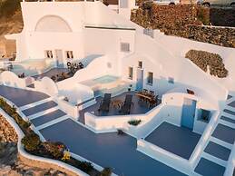 Sun Angelos Oia - Luxury Cave Suites