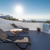 Sun Angelos Oia - Luxury Cave Suites