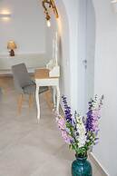 Sun Angelos Oia - Luxury Cave Suites