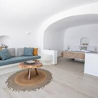 Sun Angelos Oia - Luxury Cave Suites