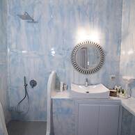 Sun Angelos Oia - Luxury Cave Suites