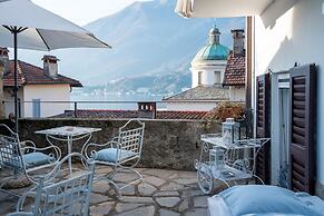 Loving Loppia by Wonderful Italy - Glicine