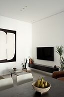 Mr. Rothschild by TLV2GO