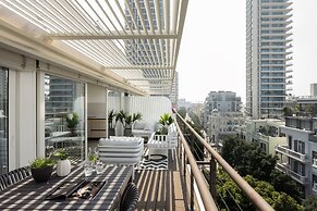 Mr. Rothschild by TLV2GO