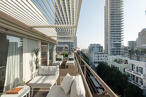 Mr. Rothschild by TLV2GO