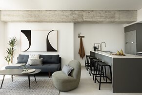 Mr. Rothschild by TLV2GO