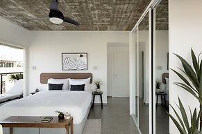 Mr. Rothschild by TLV2GO