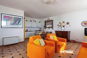 Villa Giorgisa Casale pool sea view