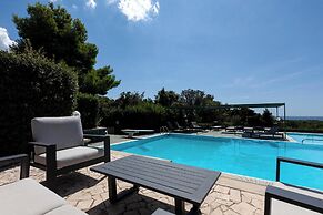 Villa Giorgisa Casale pool sea view
