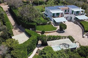 Villa Giorgisa Casale pool sea view