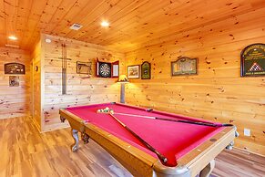 Gorgeous Blue Ridge Mountain Retreat: Deck + View!