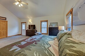 Cabin w/ Hot Tub and Wifi: 4 Mi to Snowshoe Resort