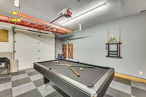 Cabin w/ Hot Tub and Wifi: 4 Mi to Snowshoe Resort