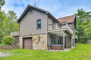 Cabin w/ Hot Tub and Wifi: 4 Mi to Snowshoe Resort