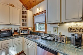 Cabin w/ Hot Tub and Wifi: 4 Mi to Snowshoe Resort