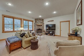 Cabin w/ Hot Tub and Wifi: 4 Mi to Snowshoe Resort