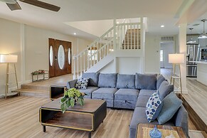 Private Pool & Lake Views: Family Home in Oxford