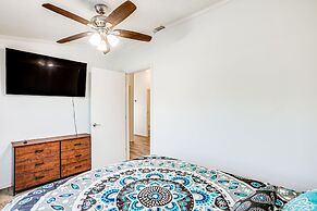 Waterfront Trinity Vacation Rental w/ Hot Tub!