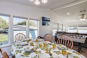 Waterfront Trinity Vacation Rental w/ Hot Tub!