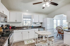 Waterfront Trinity Vacation Rental w/ Hot Tub!