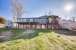 Waterfront Trinity Vacation Rental w/ Hot Tub!