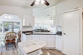 Waterfront Trinity Vacation Rental w/ Hot Tub!