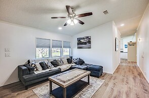 Waterfront Trinity Vacation Rental w/ Hot Tub!