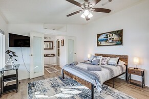 Waterfront Trinity Vacation Rental w/ Hot Tub!